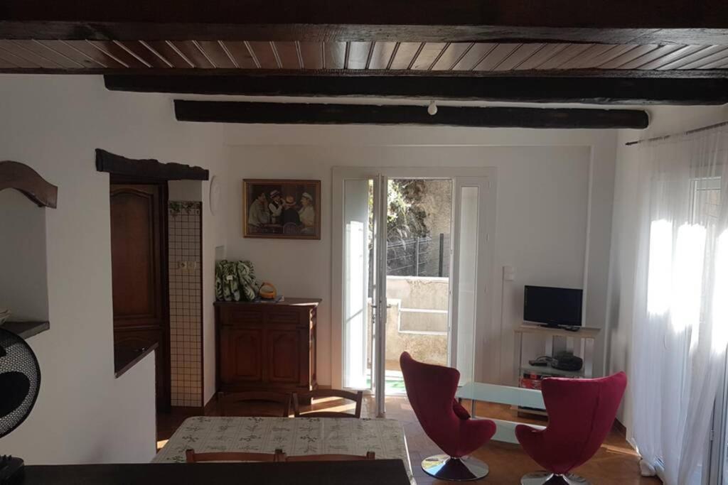Chez Arlette Appartamento Auriol Esterno foto
